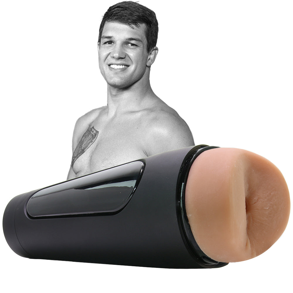 Man Squeeze Brysen ULTRASKYN Stroker